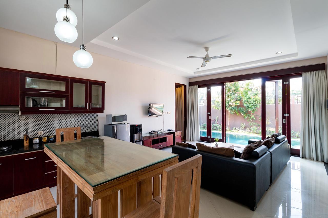 Villa Gayatri Семиньяк Экстерьер фото
